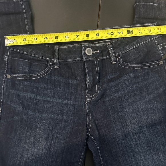 585.  Simply Vera Vera Wang Dark Blue Skinny Jeans - Picture 3 of 8